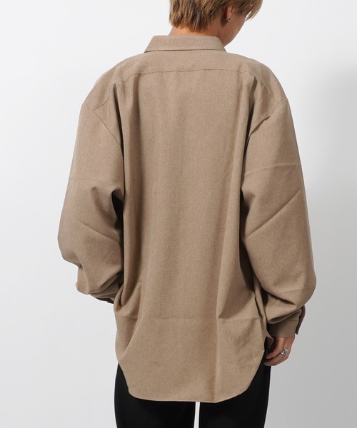 1111clothing(ワンフォークロージング)の「日本製 ワイドスリーブ ポリトロ オーバーシャツ / オーバーサイズ シャツ 長袖 無地(シャツ/ブラウス・メンズ・インディゴブルー/テラコッタ/モスグリーン/ホワイト/ブラック/ベージュ・FREE)」の21枚目の写真