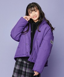 タテロゴフード付き中綿コート