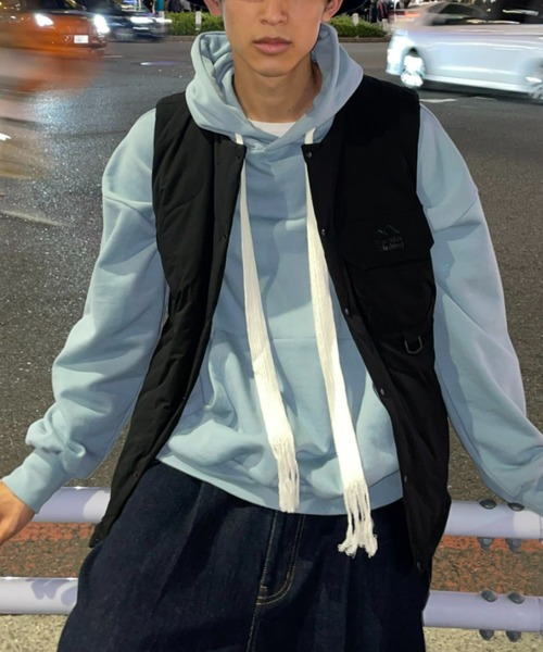 CIAOPANIC（チャオパニック）の「オーバーサイズストラップフーディー（パーカー・メンズ・パープル/オレンジ/グリーン/グレー/ブルー・MEDIUM/LARGE）」の3枚目の写真