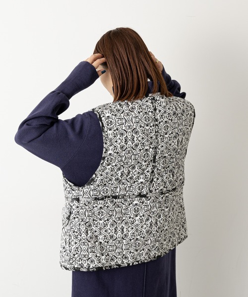 Omekashi(オメカシ)の「キルティングリバーシブルベスト(ベスト・レディース・ブラック/ブルー・FREE)」の17枚目の写真