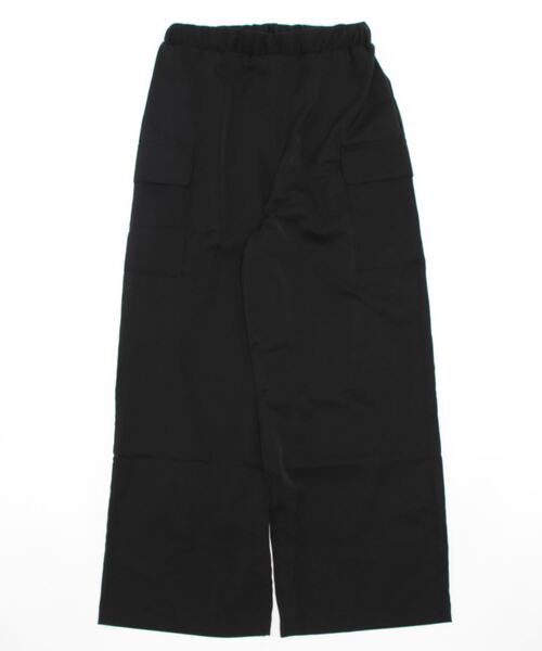 STYLEBLOCK（スタイルブロック）の「マットサテンイージーカーゴパンツ（カーゴパンツ・レディース・ベージュ/ブラック/オリーブ・M）」の2枚目の写真