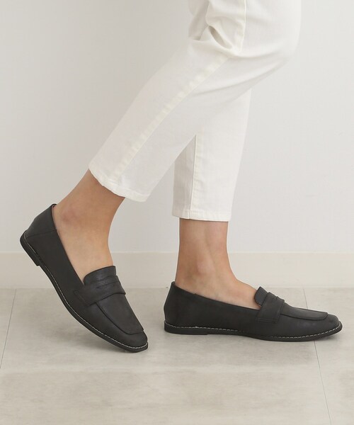 SHOO・LA・RUE(シューラルー)の「◆メタリック ローファー(スニーカー・レディース・シルバー/ブラック・35/45)」の3枚目の写真