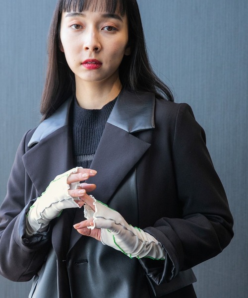 HARE(ハレ)の「シアーアームウォーマ-(HARE)(アームカバー・レディース・ホワイト/ブラック・FREE)」の5枚目の写真