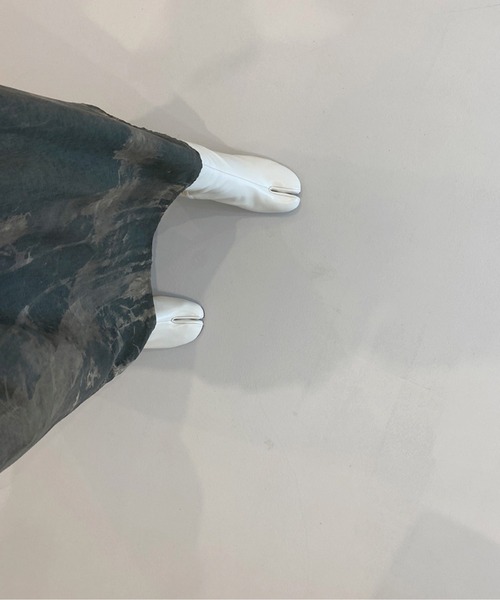 meJane（ミージェーン）の「サイドコンシャスムラ染めロングワンピース（ワンピース・レディース・ブラック×カーキ・FREE）」の5枚目の写真