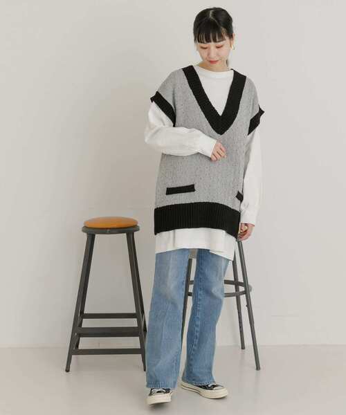 UR Lab.（アーバンリサーチラボ）の「ビッグニットベスト（ベスト・レディース・ブラック/ベージュ/グレー・FREE）」の12枚目の写真