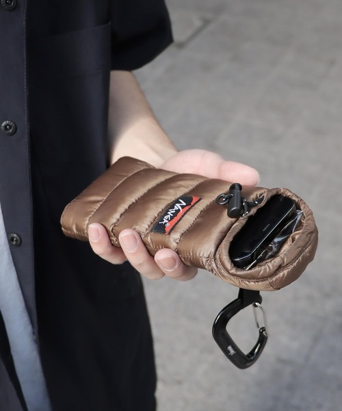 NANGA（ナンガ）の「NANGA/ナンガ Mini sleeping bag phone case 携帯ケース 2026年春夏（スマホケース/カバー・メンズ・ブラック/ライム/ライトパープル/ダークベージュ/グレー/ライトオリーブ/ライトブラウン・FREE）」の12枚目の写真