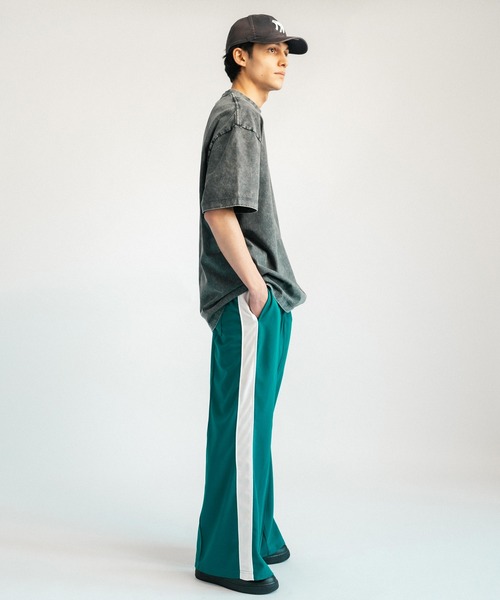 Ressaca（レサーカ）の「梨地 サイドラインワイドフレアトラックパンツ（その他パンツ・メンズ・ブラウン/ターコイズブルー/パープル/ブラック・LL/M/L）」の7枚目の写真