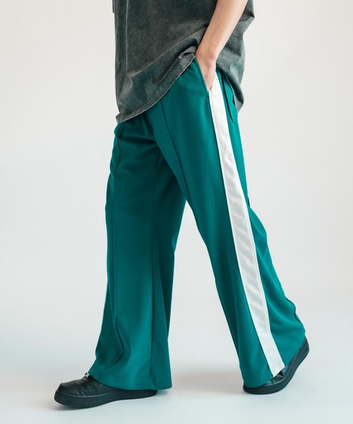 Ressaca（レサーカ）の「梨地 サイドラインワイドフレアトラックパンツ（その他パンツ・メンズ・ブラウン/ターコイズブルー/パープル/ブラック・LL/M/L）」の11枚目の写真