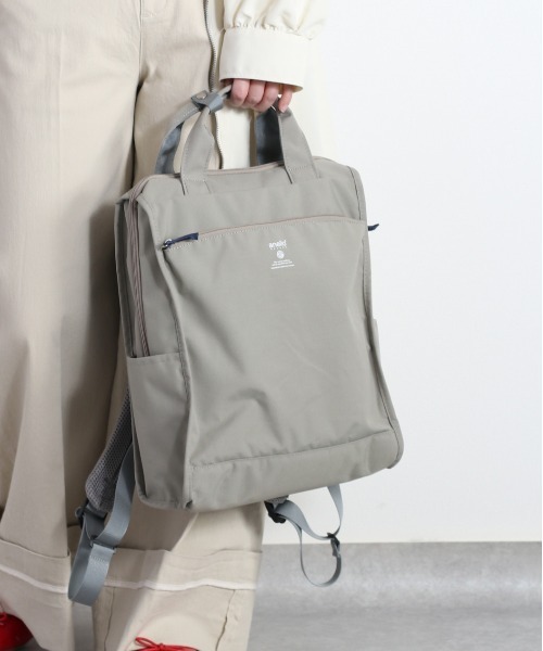anello（アネロ）の「【anello】アネロ　キャビントート型リュック 2WAY（バックパック/リュック・レディース・グレイッシュベージュ/ダークブラック/ネイビー・FREE）」の9枚目の写真