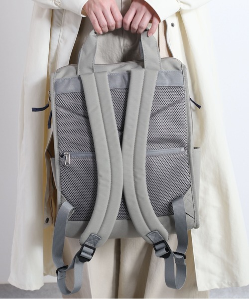 anello（アネロ）の「【anello】アネロ　キャビントート型リュック 2WAY（バックパック/リュック・レディース・グレイッシュベージュ/ダークブラック/ネイビー・FREE）」の16枚目の写真