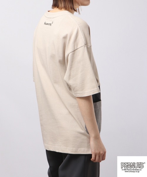 PEANUTS(ピーナッツ)の「PEANUTS スヌーピー ドロップショルダー ヘビーウェイト 切り替え Tシャツ(Tシャツ/カットソー・レディース・ベージュ/チャコール/グレー・S/M/L)」の16枚目の写真