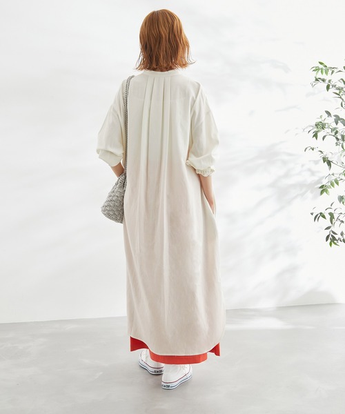 ROPE' PICNIC(ロペピクニック)の「麻混シャツワンピース(ワンピース・レディース・サックスブルー/オフホワイト/ターコイズブルー/オレンジ/ブラック系その他・38)」の12枚目の写真