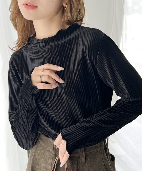 セール】上品な艶感 プリーツメローハイネックベロアトップス（Tシャツ