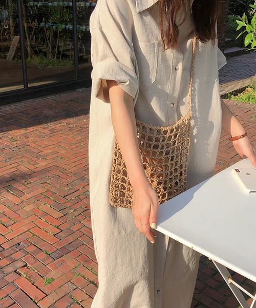 Doula Doula(ドゥーラドゥーラ)の「半袖ロングシャツワンピース(ワンピース・レディース・ダークグリーン/ベージュ/ピンク/イエロー/ダークグレー/モカ・FREE)」の12枚目の写真