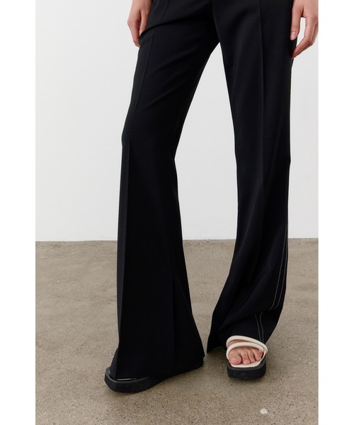MOHAN(モハン)の「【MOHAN 】TWR ステッチ フレアド トラウザー / TWR STITCH FLARED TROUSERS(スラックス・レディース・ブラック/ライトベージュ・SMALL/MEDIUM)」の9枚目の写真