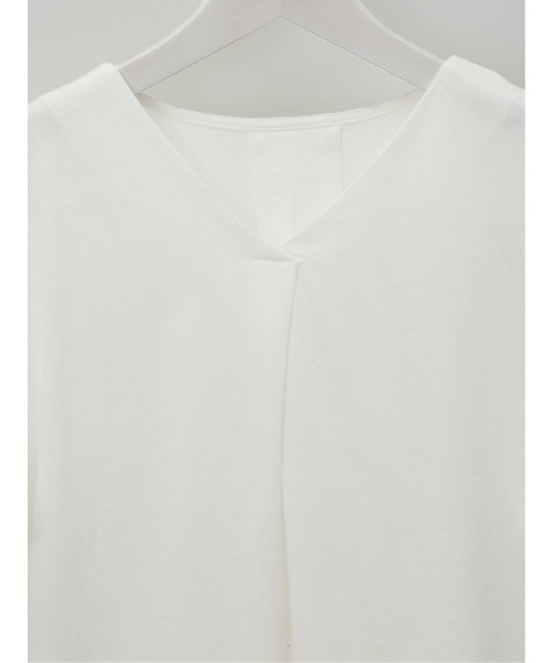 MARLENE JOBERT(マルレーヌ ジョベル)の「マルレーヌジョベル/MARLENE JOBERT 接触冷感 Vネック 袖フレアTシャツ(Tシャツ/カットソー・レディース・ネイビー/サックスブルー/オレンジ/ホワイト/イエロー・LARGE/MEDIUM)」の19枚目の写真