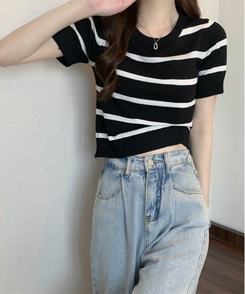 ibeul_（イベール）の「コンパクトボーダーニットトップス（Tシャツ/カットソー・レディース・アイボリー/グリーン/ブラック/ホワイト・FREE）」の12枚目の写真