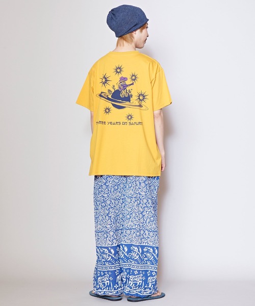 チャイハネ(チャイハネ)の「【チャイハネ】洋輔×Amina 土星Tシャツ(Tシャツ/カットソー・メンズ・イエロー/ホワイト/チャコール・M/L)」の5枚目の写真