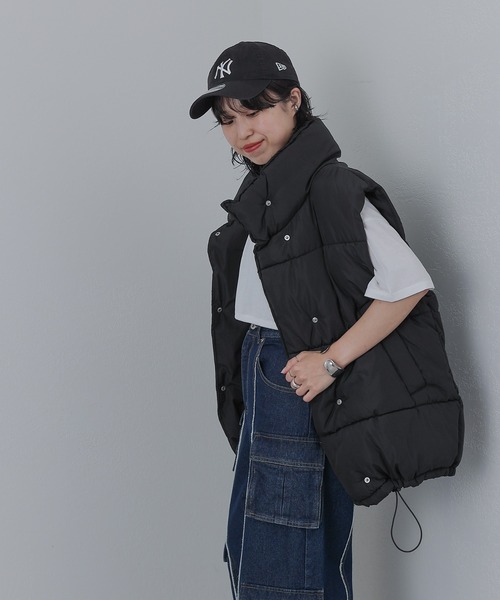 COLONY 2139(コロニートゥーワンスリーナイン)の「中わたオーバーベスト(ダウンベスト・レディース・アイボリー/ブラック・FREE)」の7枚目の写真