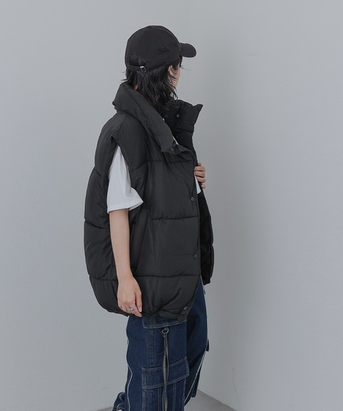 COLONY 2139(コロニートゥーワンスリーナイン)の「中わたオーバーベスト(ダウンベスト・レディース・アイボリー/ブラック・FREE)」の5枚目の写真