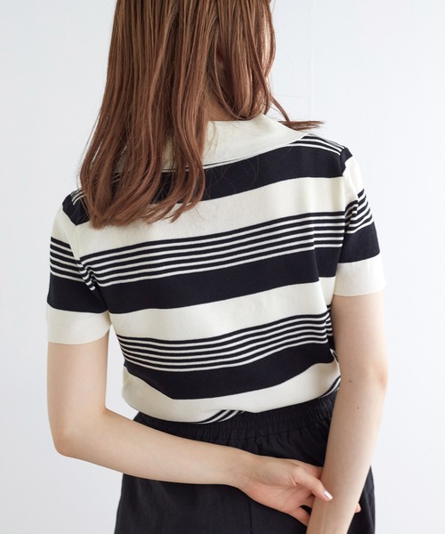 w closet(ダブルクローゼット)の「スキッパーランダムボーダーポロニット(ポロシャツ・レディース・ホワイト×ブラック/ピンク・FREE)」の6枚目の写真