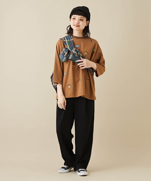 CUBE SUGAR（キューブシュガー）の「無地カットツイルイージーテーパードパンツ（その他パンツ・レディース・キャメル/ブラック/グリーン/ワイン・M）」の8枚目の写真