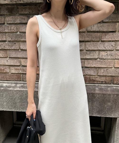 DouDou（ドゥドゥ）の「ランダムリブ2WAYタンクワンピース（ワンピース・レディース・オフホワイト/グレイッシュベージュ/ネイビー/ブラック・FREE）」の21枚目の写真