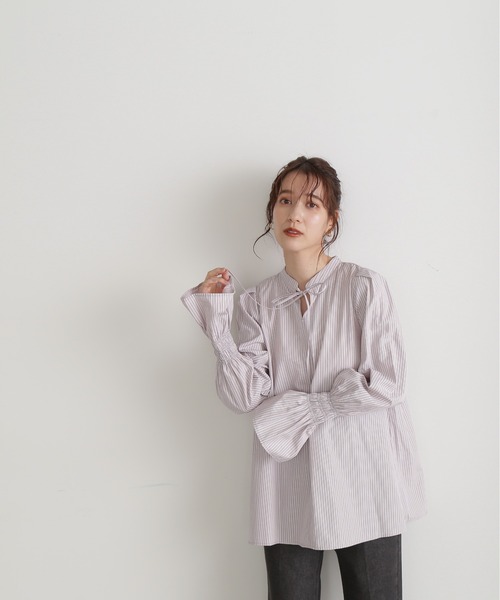 N.（N. Natural Beauty Basic）（エヌエヌナチュラルビューティーベーシック）の「◆ベルスリーブブラウス（シャツ/ブラウス・レディース・グレー系その他/ブルー系その他/オフホワイト・MEDIUM）」の20枚目の写真