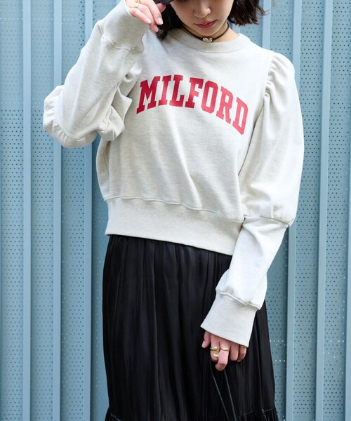 FREE'S MART（フリーズマート）の「◆カレッジロゴパフスリーブショート丈スウェット（スウェット・レディース・ホワイト系その他/ネイビー・FREE）」の4枚目の写真