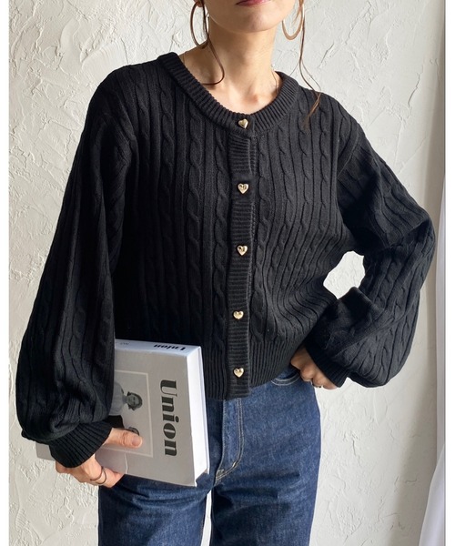 She's Closet（シーズクローゼット）の「長袖ショート丈ハートボタンケーブルニットカーディガン（カーディガン/ボレロ・レディース・杢グレー/アイボリー/ブラック・FREE）」の13枚目の写真