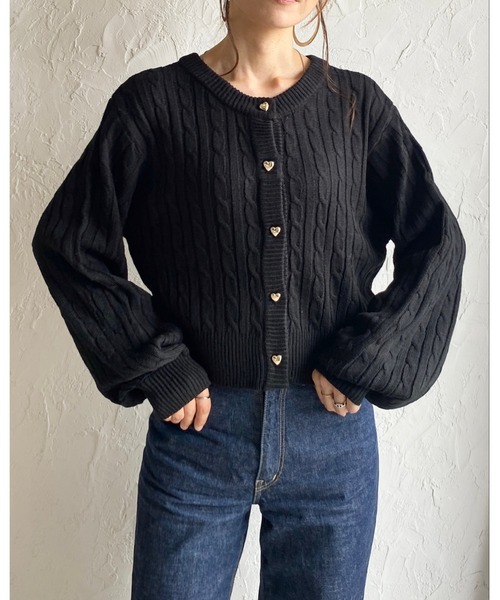 She's Closet（シーズクローゼット）の「長袖ショート丈ハートボタンケーブルニットカーディガン（カーディガン/ボレロ・レディース・杢グレー/アイボリー/ブラック・FREE）」の18枚目の写真