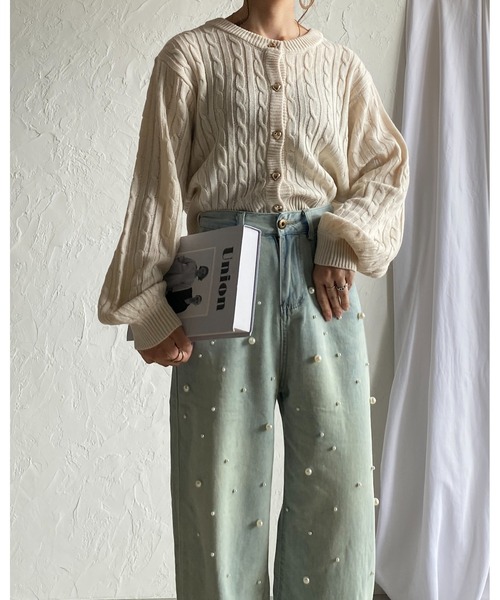 She's Closet（シーズクローゼット）の「長袖ショート丈ハートボタンケーブルニットカーディガン（カーディガン/ボレロ・レディース・杢グレー/アイボリー/ブラック・FREE）」の5枚目の写真