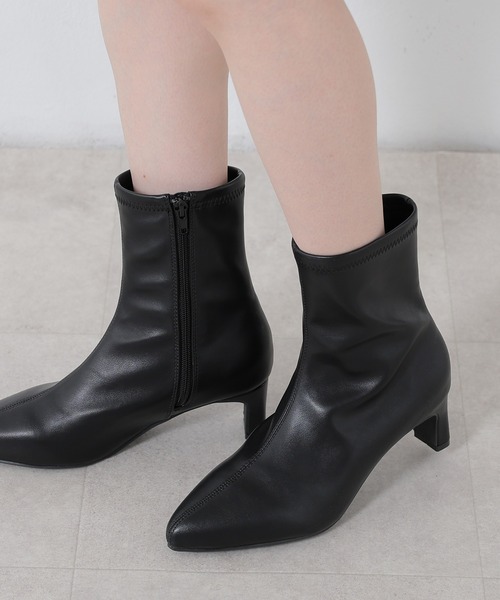 Honeys（ハニーズ）の「ポインテッドストレッチブーツ（ブーツ・レディース・グレイッシュベージュ/ブラック/アイボリー・L/S/M/LL）」の3枚目の写真