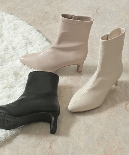 Honeys（ハニーズ）の「ポインテッドストレッチブーツ（ブーツ・レディース・グレイッシュベージュ/ブラック/アイボリー・L/S/M/LL）」の21枚目の写真