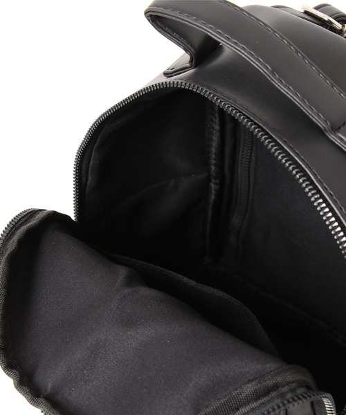 ALTROSE（アルトローズ）の「ミニリュック シンプル フェイクレザー 合皮 シード（バックパック/リュック・レディース・ブラック系/ブラック/アイボリー/シルバー/グレー/カーキ・FREE）」の14枚目の写真