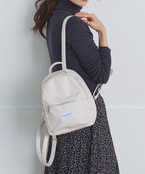 ALTROSE（アルトローズ）の「ミニリュック シンプル フェイクレザー 合皮 シード（バックパック/リュック・レディース・ブラック系/ブラック/アイボリー/シルバー/グレー/カーキ・FREE）」の8枚目の写真