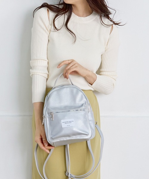 ALTROSE（アルトローズ）の「ミニリュック シンプル フェイクレザー 合皮 シード（バックパック/リュック・レディース・ブラック系/ブラック/アイボリー/シルバー/グレー/カーキ・FREE）」の20枚目の写真