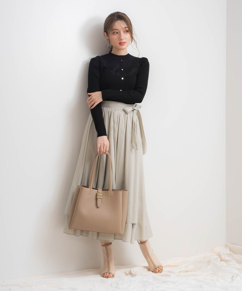 NOELA(ノエラ)の「ダブルハンドルA4トートバッグ(ビジネスバッグ・レディース・オフホワイト/ブラック/ベージュ・フリー)」の9枚目の写真