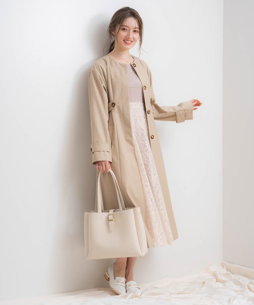 NOELA(ノエラ)の「ダブルハンドルA4トートバッグ(ビジネスバッグ・レディース・オフホワイト/ブラック/ベージュ・フリー)」の14枚目の写真