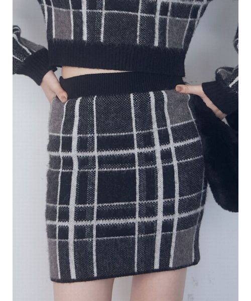EMODA（エモダ）の「ジャガードチェックスカート（スカート・レディース・ブラック/ベージュ/ネイビー・FREE）」の14枚目の写真