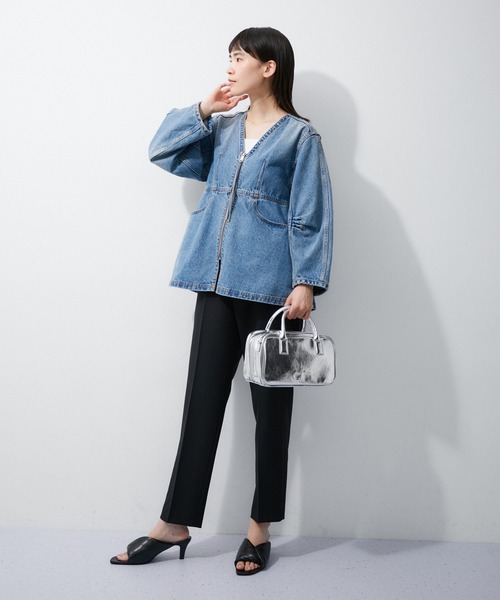 ADAM ET ROPE'(アダムエロペ)の「ツイストパデッドミュール(サンダル・レディース・ブラック/イエロー・23.5cm/24.5cm/23.0cm/24.0cm)」の5枚目の写真