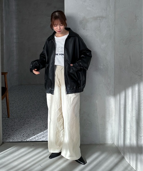 feepur（フェピュール）の「レザーライクビッグブルゾン（ブルゾン・レディース・ブラック・MEDIUM）」の3枚目の写真