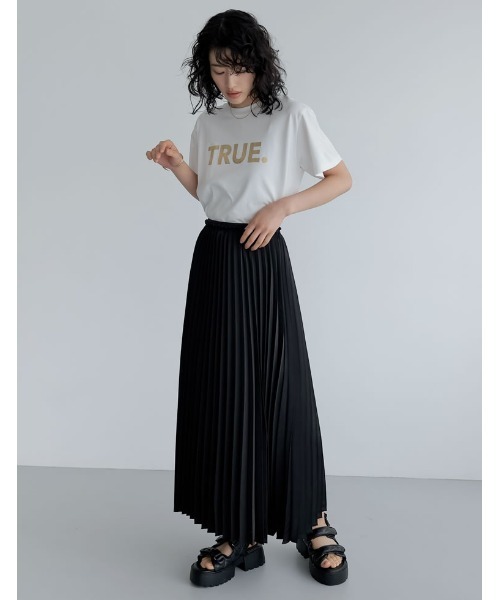 Re:EDIT（リエディ）の「[2024SS COLLECTION][低身長サイズ有]グリッタープリーツスカート（スカート・レディース・ベージュ系その他/ブラック/シルバー・SHORT/MEDIUM/LARGE）」の9枚目の写真