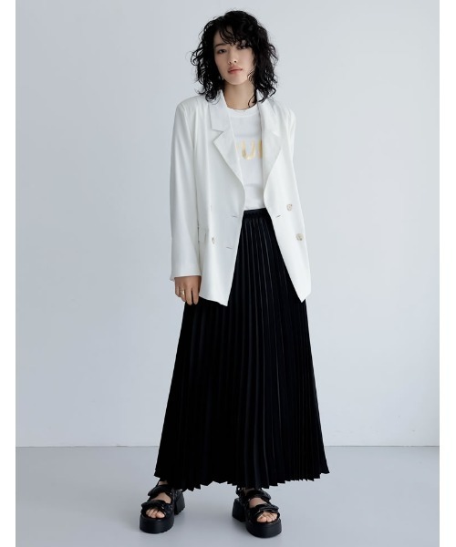 Re:EDIT（リエディ）の「[2024SS COLLECTION][低身長サイズ有]グリッタープリーツスカート（スカート・レディース・ベージュ系その他/ブラック/シルバー・SHORT/MEDIUM/LARGE）」の4枚目の写真