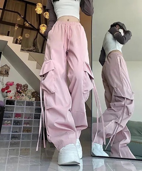 SHEENA（シーナ）の「ワイドカーゴパンツ（カーゴパンツ・レディース・ブルー系その他/イエロー/ブラック/アイボリー/ピンク・M）」の7枚目の写真