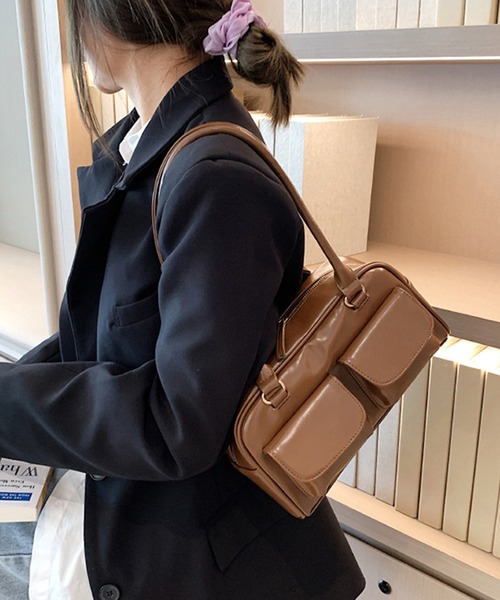 HALEY PESCA（ヘーリーペスカ）の「HALEY PESCA/【軽量】2ポケットハンドバッグ（ハンドバッグ・レディース・ブラック/ホワイト/ブラウン/レッド・FREE）」の3枚目の写真