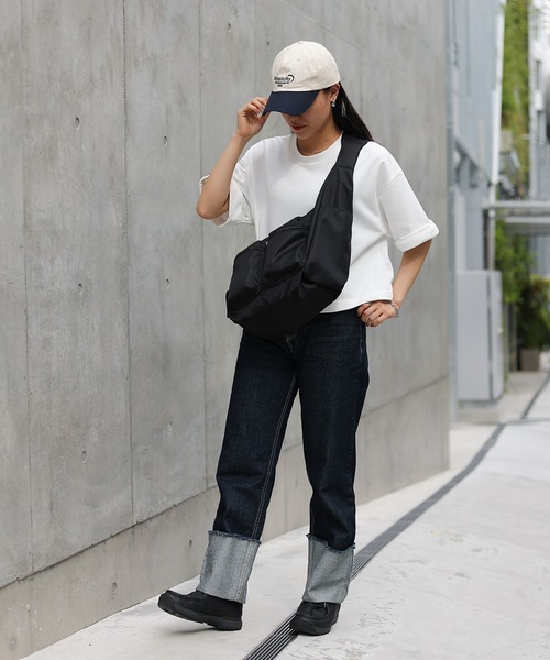 COLONY 2139（コロニートゥーワンスリーナイン）の「撥水BIGショルダーバッグ（ショルダーバッグ・レディース・アイボリー/ブラック・FREE）」の17枚目の写真