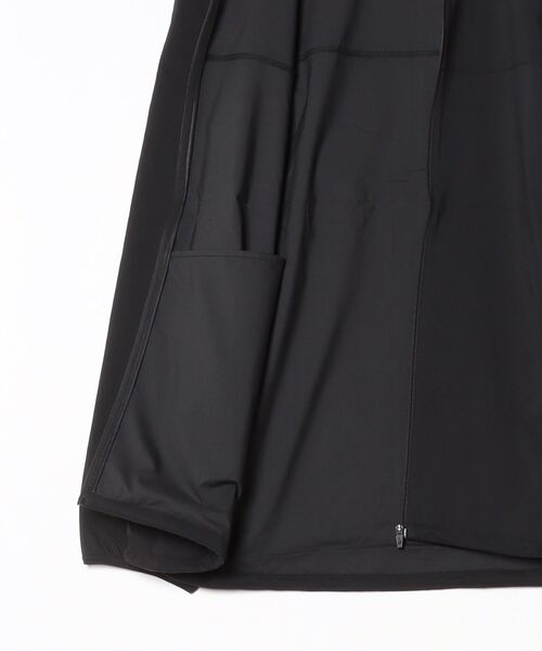 THE NORTH FACE(ザノースフェイス)の「ザ ノース フェイス THE NORTH FACE ES Anytime Wind Hoodie_ES エニータイムウインドフーディ(ナイロンジャケット・メンズ・グリーン/ネイビー/ブラック・M/L/LL/S)」の5枚目の写真