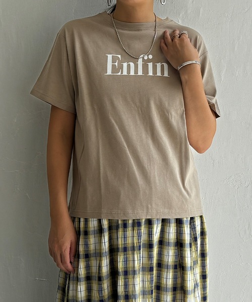 LBC（エルビーシー）の「プリントロゴTシャツ（Tシャツ/カットソー・レディース・ホワイト/チャコールグレー/グリーン/ライトベージュ/グレー/イエロー・M/L）」の4枚目の写真