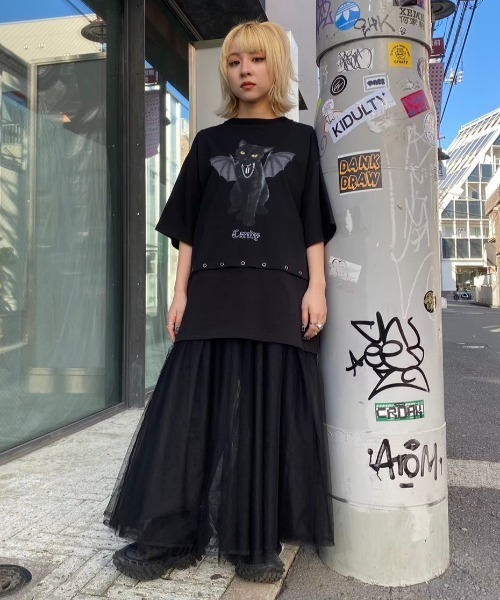 Candy Stripper(キャンディストリッパー)の「KITTEN DEVIL 2WAY Tシャツ(Tシャツ/カットソー・レディース・オフホワイト/ブラック・2)」の11枚目の写真